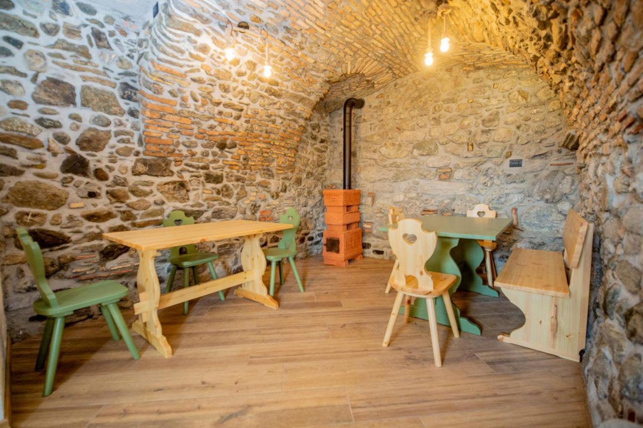 Agriturismo La Cascina B&B Сан-Феделе-Інтельві Екстер'єр фото