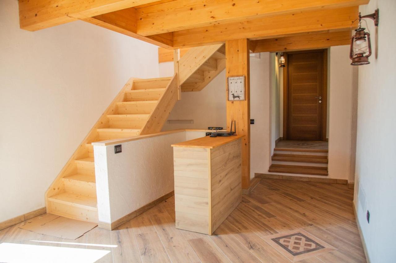 Agriturismo La Cascina B&B Сан-Феделе-Інтельві Екстер'єр фото