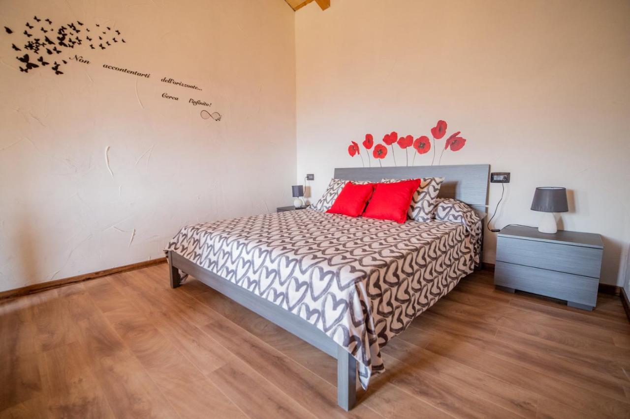 Agriturismo La Cascina B&B Сан-Феделе-Інтельві Екстер'єр фото