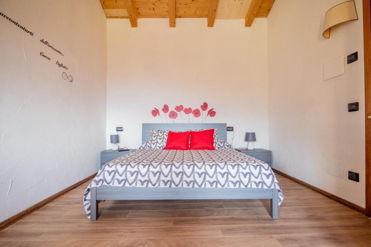 Agriturismo La Cascina B&B Сан-Феделе-Інтельві Екстер'єр фото